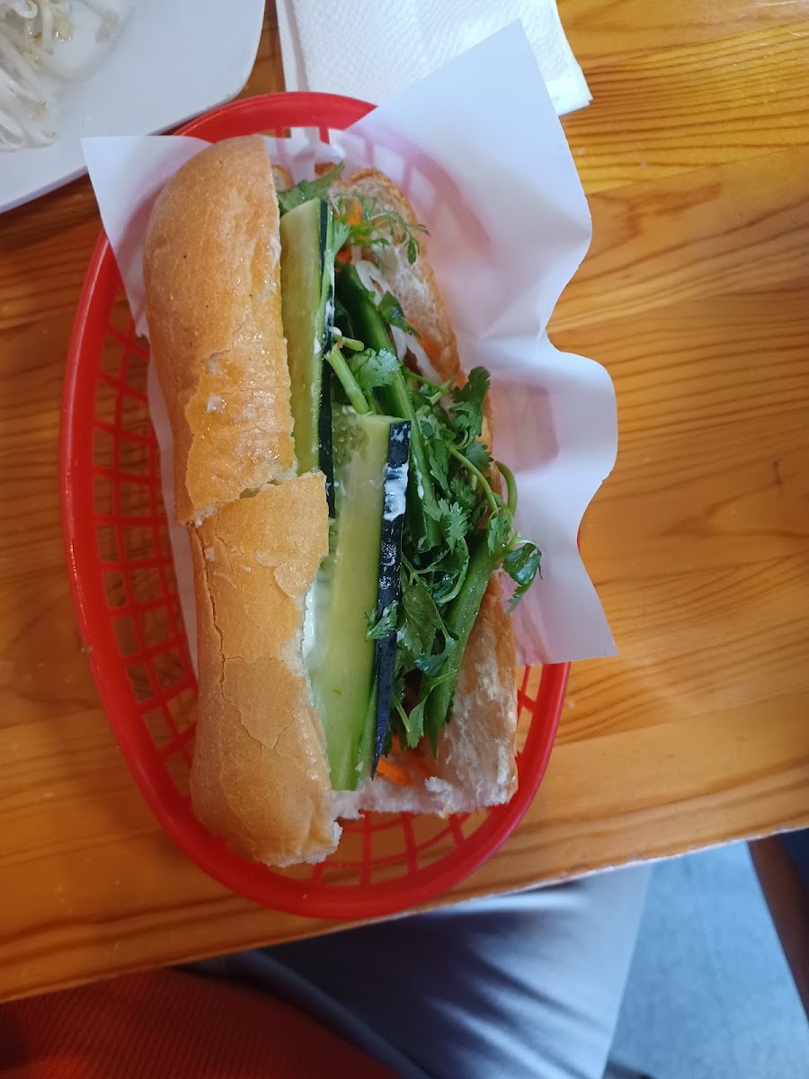 Banner Saigon Pho & Banh Mi 03